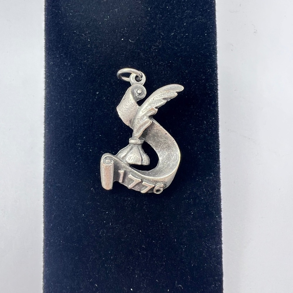 1776 Quill Scroll Pendant Charm Silver Tone Patriotic America USA History Colony